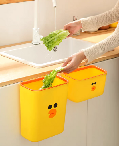 LF small wall-mounted trash can with lid