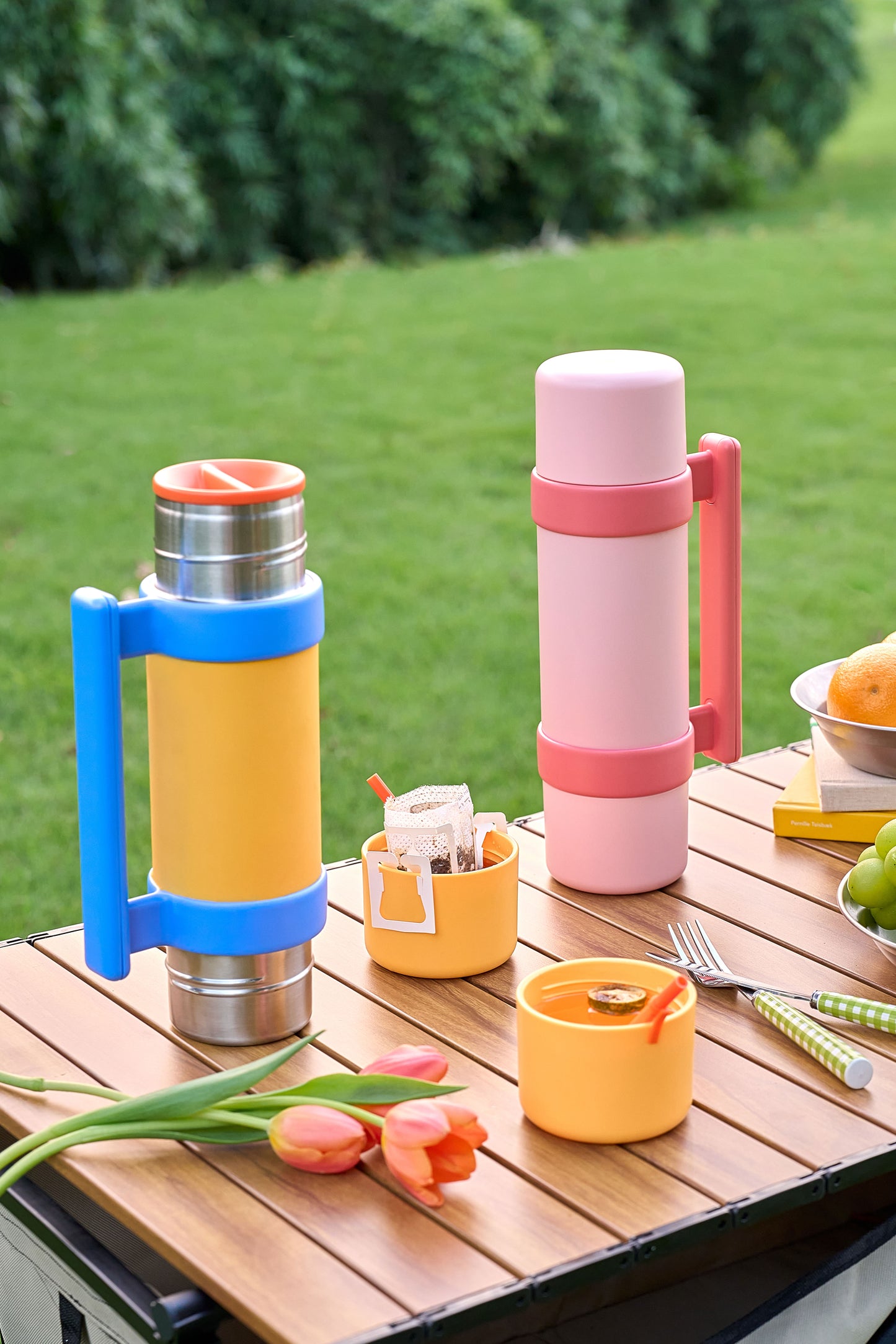 Sharing Pot - Coconut Yellow / Sharing Pot - Apple Shell Pink / Sharing Pot - Black Black