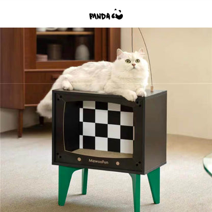 QM029 Cat Cable TV Cat House