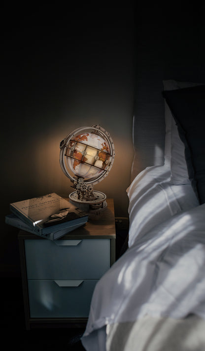 LuminousGlobe
