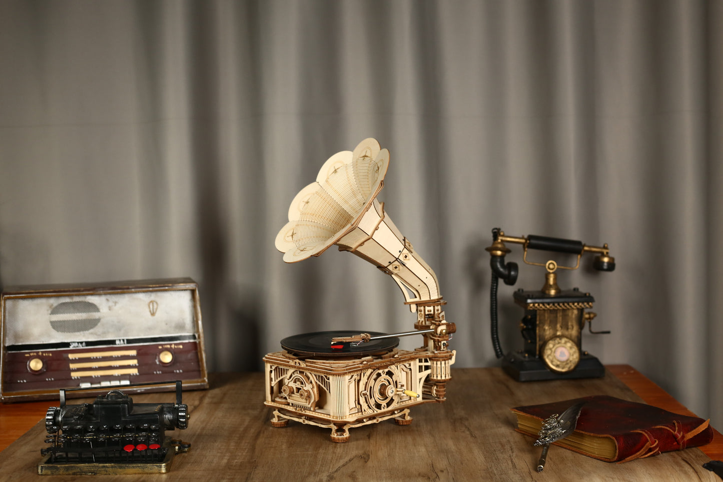 LKB01-Classical Gramophone